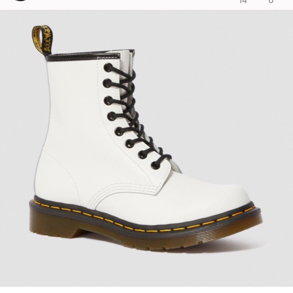 Dr. Martens 1460 SMOOTH WHITE LEATHER Boots.